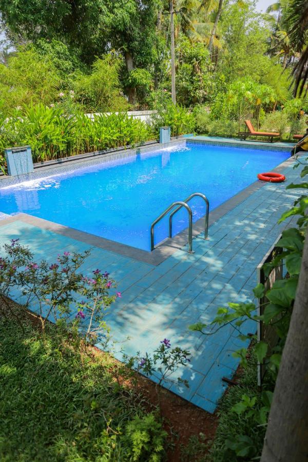 Malavikas Black Beach Resort 바르칼라 외부 사진